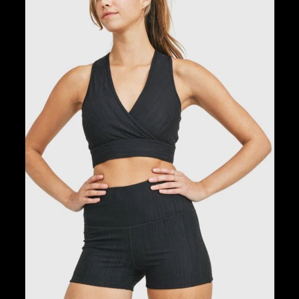 Mono B Martina Workout Set